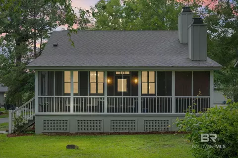 17322 Cabin Rd, Loxley, AL 36551