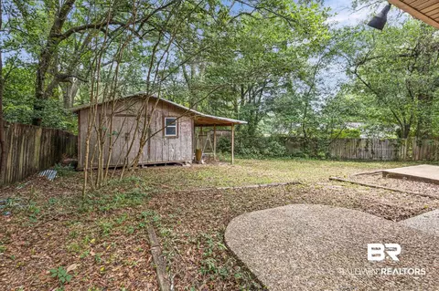 Exterior - 5510 Richmond Rd, Mobile, AL 36608 photo 5 of 5