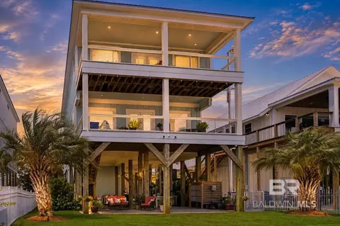 29461 Bayshore Dr, Orange Beach, AL 36561