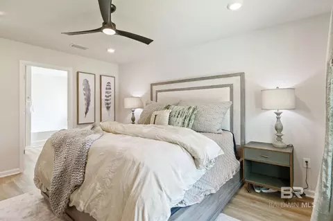 Bedroom - 1121 Hayward Loop, Foley, AL 36535 photo 2 of 7