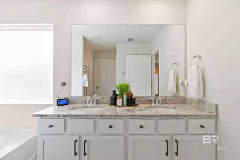 Entry Way - 1121 Hayward Loop, Foley, AL 36535 photo 3 of 3