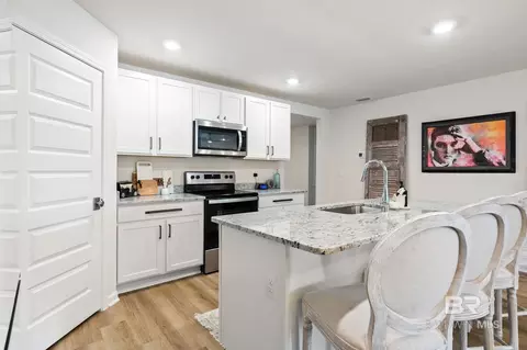 Kitchen - 1121 Hayward Loop, Foley, AL 36535 photo 3 of 6