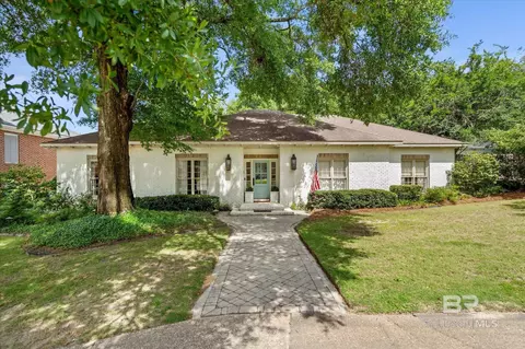229 W Lakewood Dr, Mobile, AL 36608