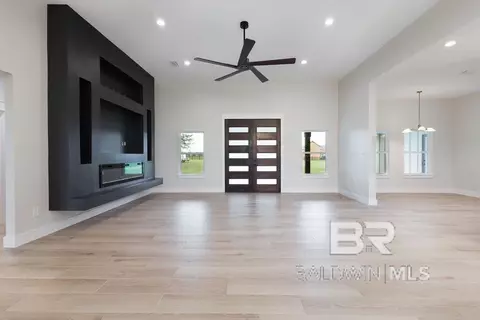 Living - 13066 Gopher Ct, Elberta, AL 36530 photo 2 of 4