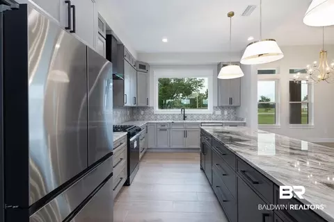 Kitchen - 13066 Gopher Ct, Elberta, AL 36530 photo 3 of 5