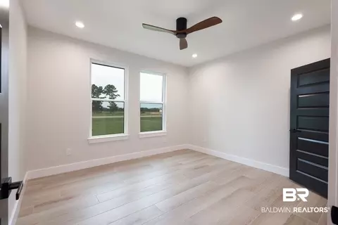 Bedroom - 13066 Gopher Ct, Elberta, AL 36530 photo 3 of 5