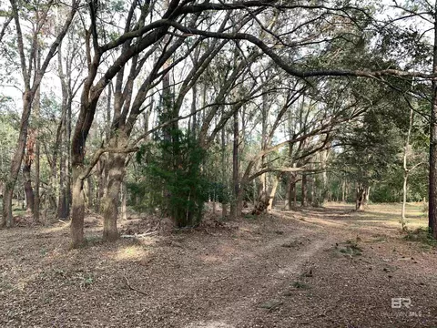 8789 County Road 11, Fairhope, AL 36532