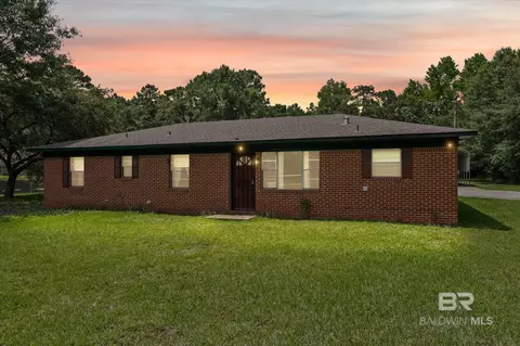 1128 South Dr, Mobile, AL 36605