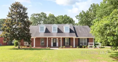 10691 Hunters Ridge Dr, Mobile, AL 36695