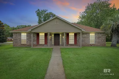517 E Michigan Ave, Foley, AL 36535
