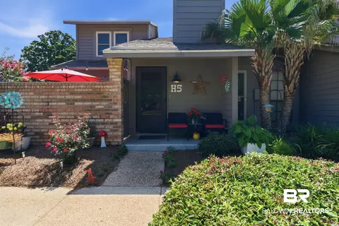 389 Clubhouse Dr #5H, Gulf Shores, AL 36542