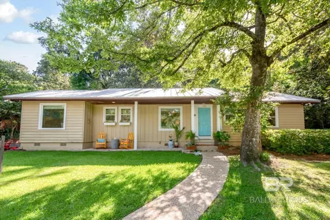 363 Gulfwood Dr, Mobile, AL 36608