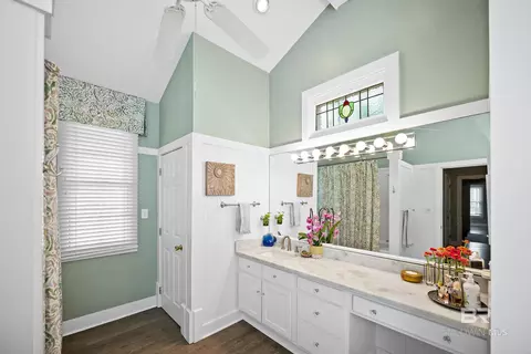 Bath - 17501 Francis Harrell Rd # A, Elberta, AL 36530 photo 2 of 7
