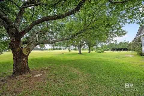 Exterior - 17501 Francis Harrell Rd # A, Elberta, AL 36530 photo 5 of 31