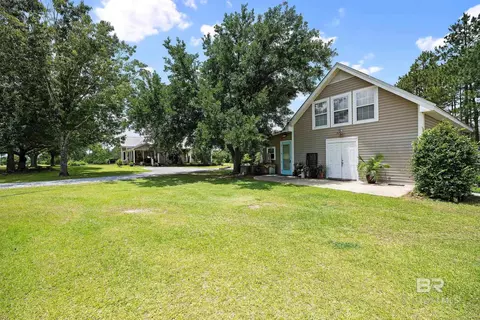 Exterior - 17501 Francis Harrell Rd # A, Elberta, AL 36530 photo 17 of 31