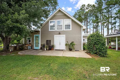 Exterior - 17501 Francis Harrell Rd # A, Elberta, AL 36530 photo 9 of 29