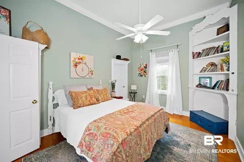 Bedroom - 17501 Francis Harrell Rd # A, Elberta, AL 36530 photo 4 of 9
