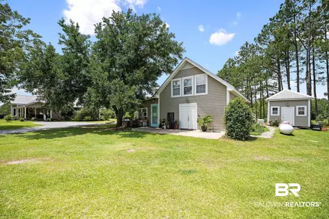 Exterior - 17501 Francis Harrell Rd # A, Elberta, AL 36530 photo 17 of 29