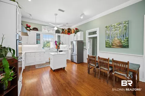 Kitchen - 17501 Francis Harrell Rd # A, Elberta, AL 36530 photo 4 of 4