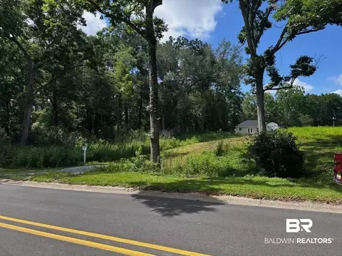 505 Fairland Ave, Fairhope, AL 36532