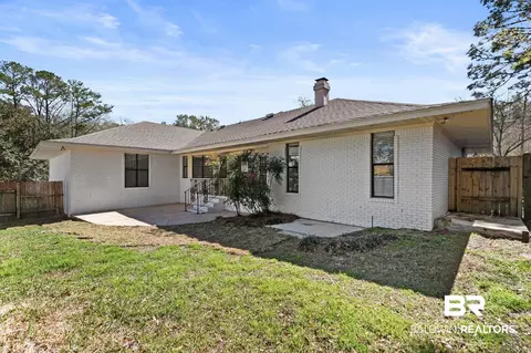 Exterior - 100 Dewitt Cir, Daphne, AL 36526 photo 11 of 19