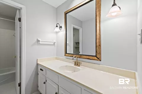 Bath - 100 Dewitt Cir, Daphne, AL 36526 photo 6 of 7