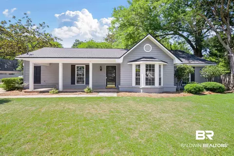 5912 Cansler Dr, Mobile, AL 36609