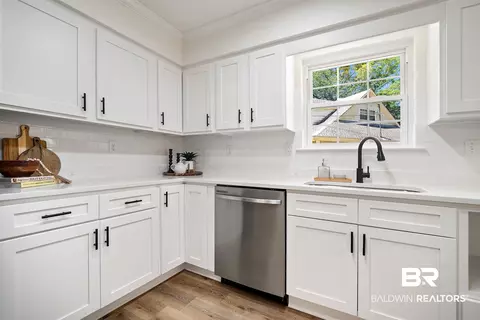 5912 Cansler Dr, Mobile, AL 36609 photo 7