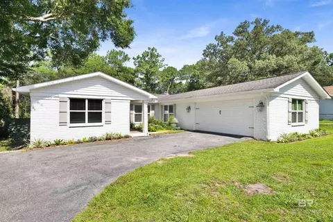 2816 W Gaslight Ln, Mobile, AL 36695