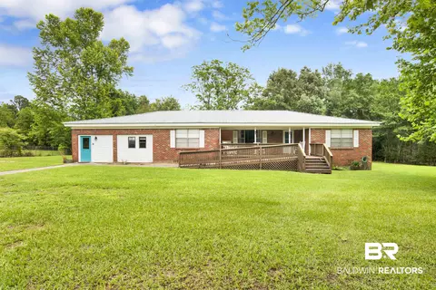 17714 Horseneck Rd, Bay Minette, AL 36507