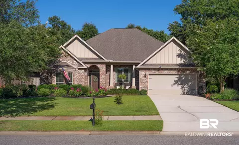 505 N Station Dr, Fairhope, AL 36532