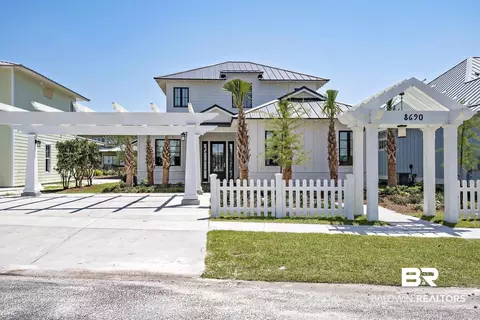 8690 Jamestown Ct, Gulf Shores, AL 36542