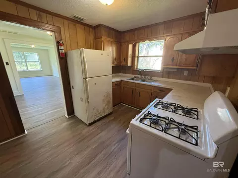 Kitchen - 306 Hillside Dr, Chickasaw, AL 36611 photo 1 of 1