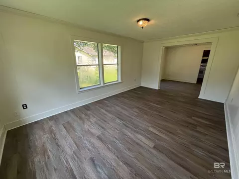 Living - 306 Hillside Dr, Chickasaw, AL 36611 photo 1 of 1