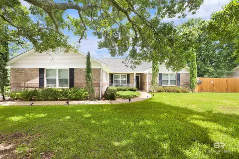 10 Crabapple Ln #3, Foley, AL 36535