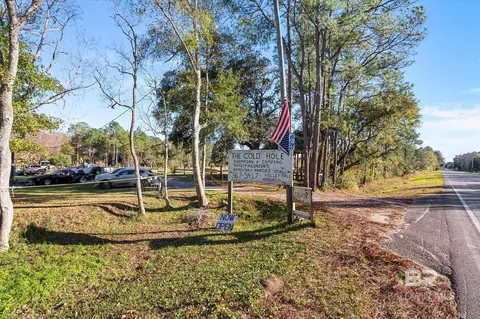 10527 Bellingrath Rd, Theodore, AL 36582
