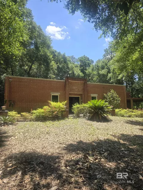 7294 Cypress Ave, Daphne, AL 36526
