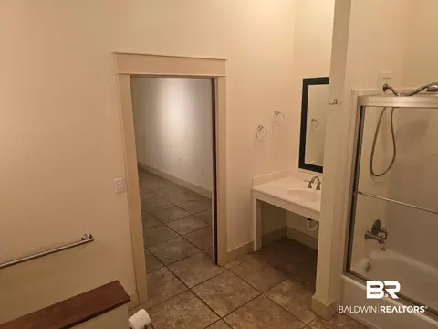 Bath - 7294 Cypress Ave, Daphne, AL 36526 photo 4 of 5