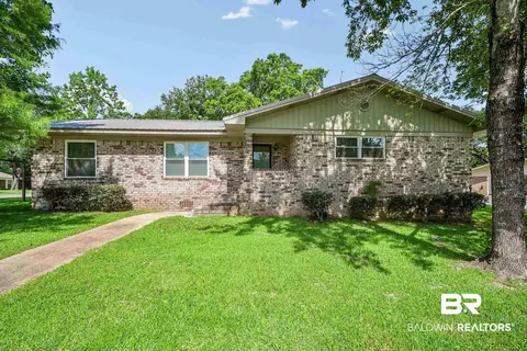 130 Thomas Dr, Saraland, AL 36571