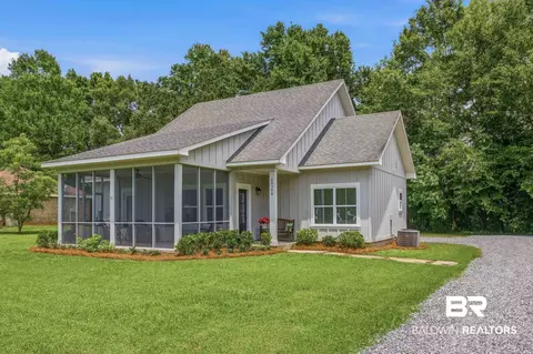 20398 Beecher St, Fairhope, AL 36532