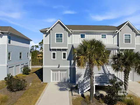 6608 Carlinga Dr, Pensacola, FL 32507