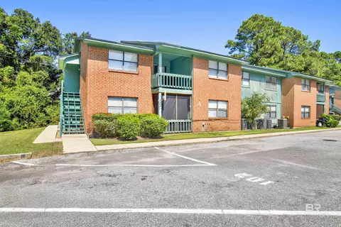 500 Grant St #A201, Daphne, AL 36526