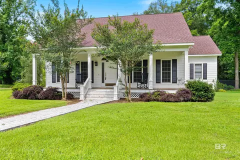 43701 Pine Grove Rd, Bay Minette, AL 36507
