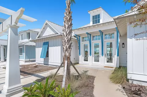 8710 Jamestown Ct, Gulf Shores, AL 36542