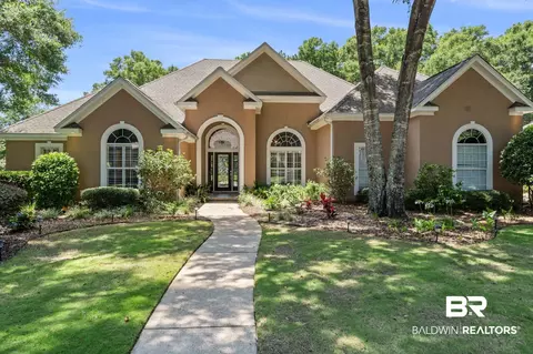 138 Easton Cir, Fairhope, AL 36532