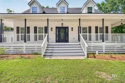 3875 Patricia Dr, Mobile, AL 36619