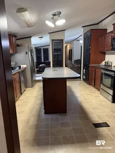 83 Matthew Ln, Brewton, AL 36426 photo 5