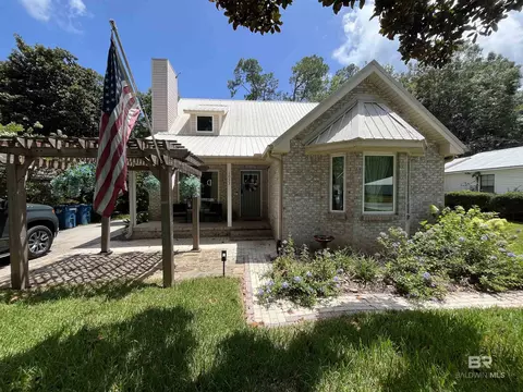 1033 E 23rd Ave, Gulf Shores, AL 36542