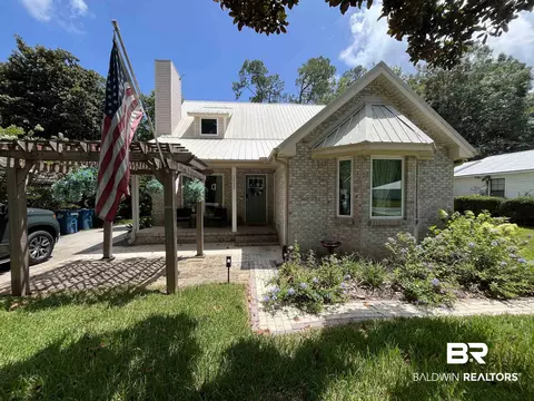 1033 E 23rd Ave, Gulf Shores, AL 36542