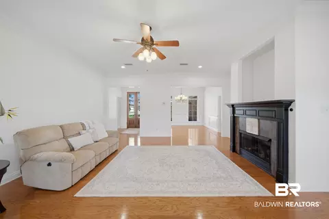 Living - 11108 Elysian Cir, Daphne, AL 36526 photo 4 of 5